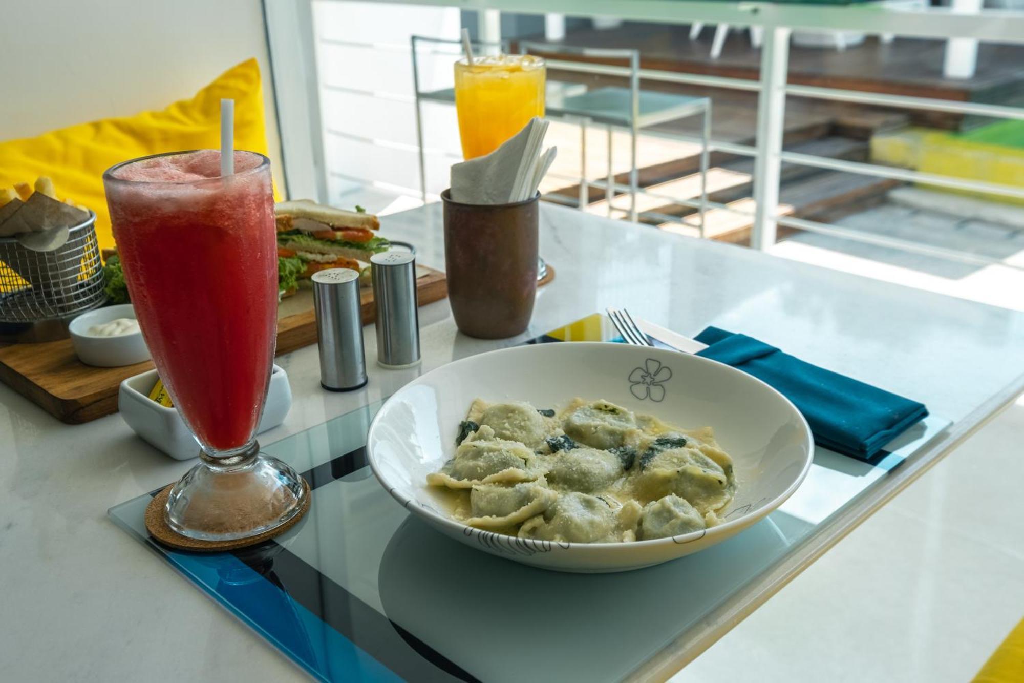 Chill Hotel Seminyak Zewnętrze zdjęcie